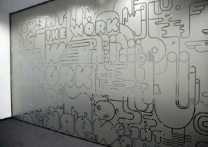 hasil pemasangan cutting sticker sandblast