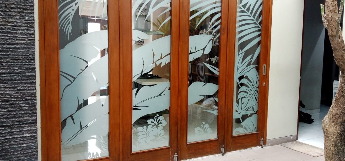 jasa cutting sticker sandblast