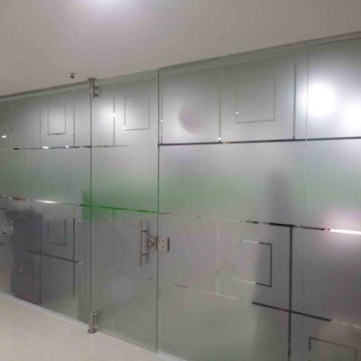harga sticker sandblast per m2
